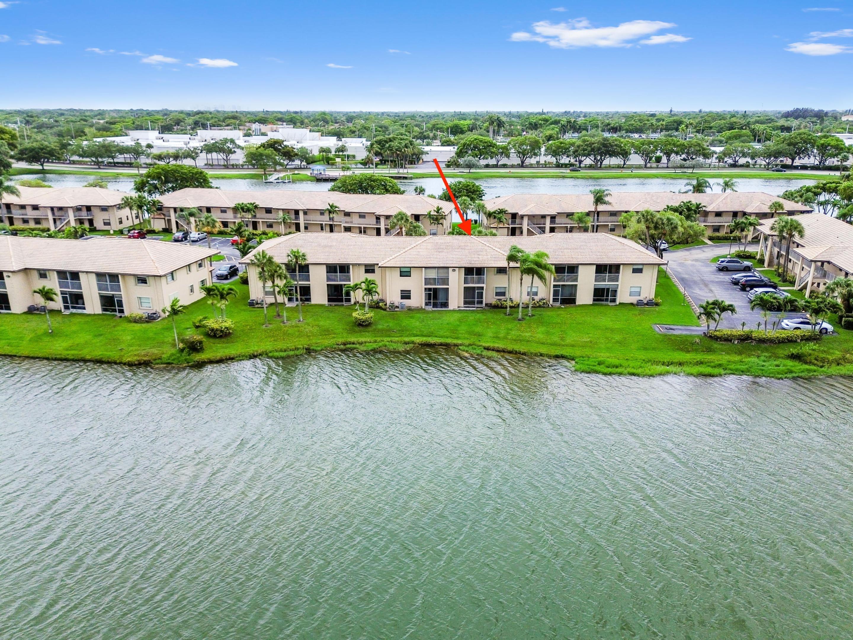Lakeside Dr, Margate, FL 33063