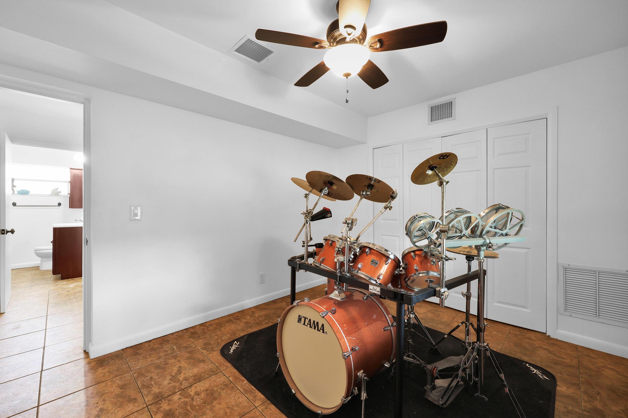 S Indian River Dr, Fort Pierce, FL 34982