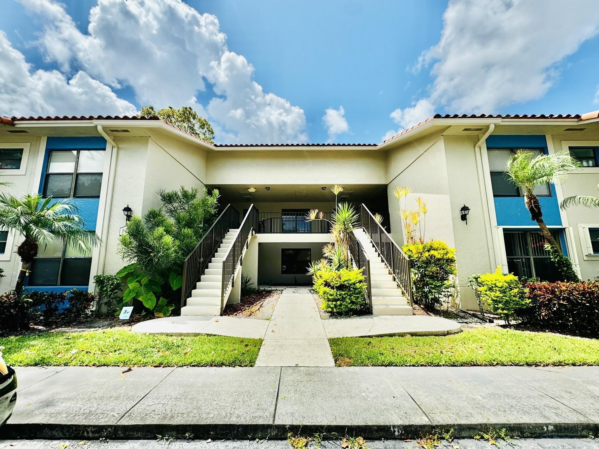 Balfour Point Dr, West Palm Beach, FL 33411