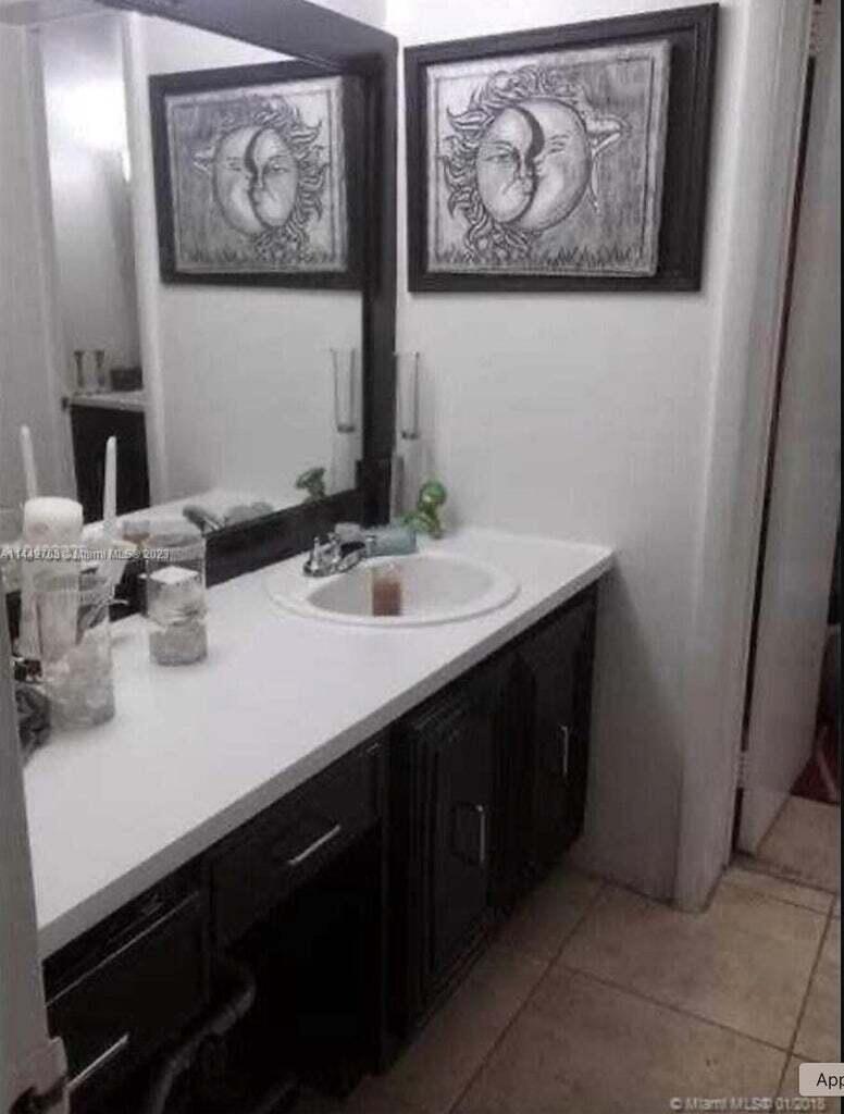 Nw 165th Street Rd, Miami, FL 33169
