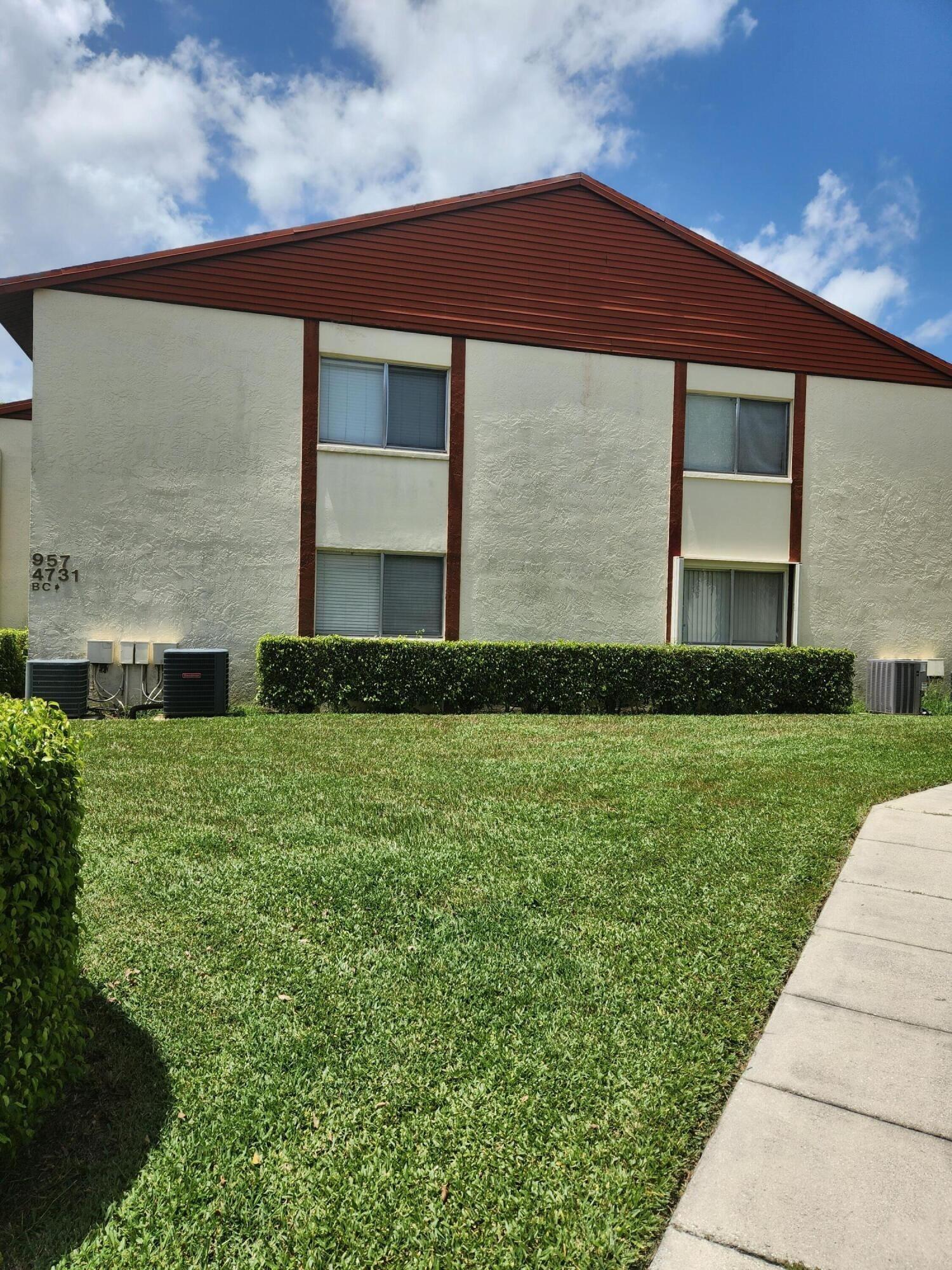 Sable Pine Cir, West Palm Beach, FL 33417