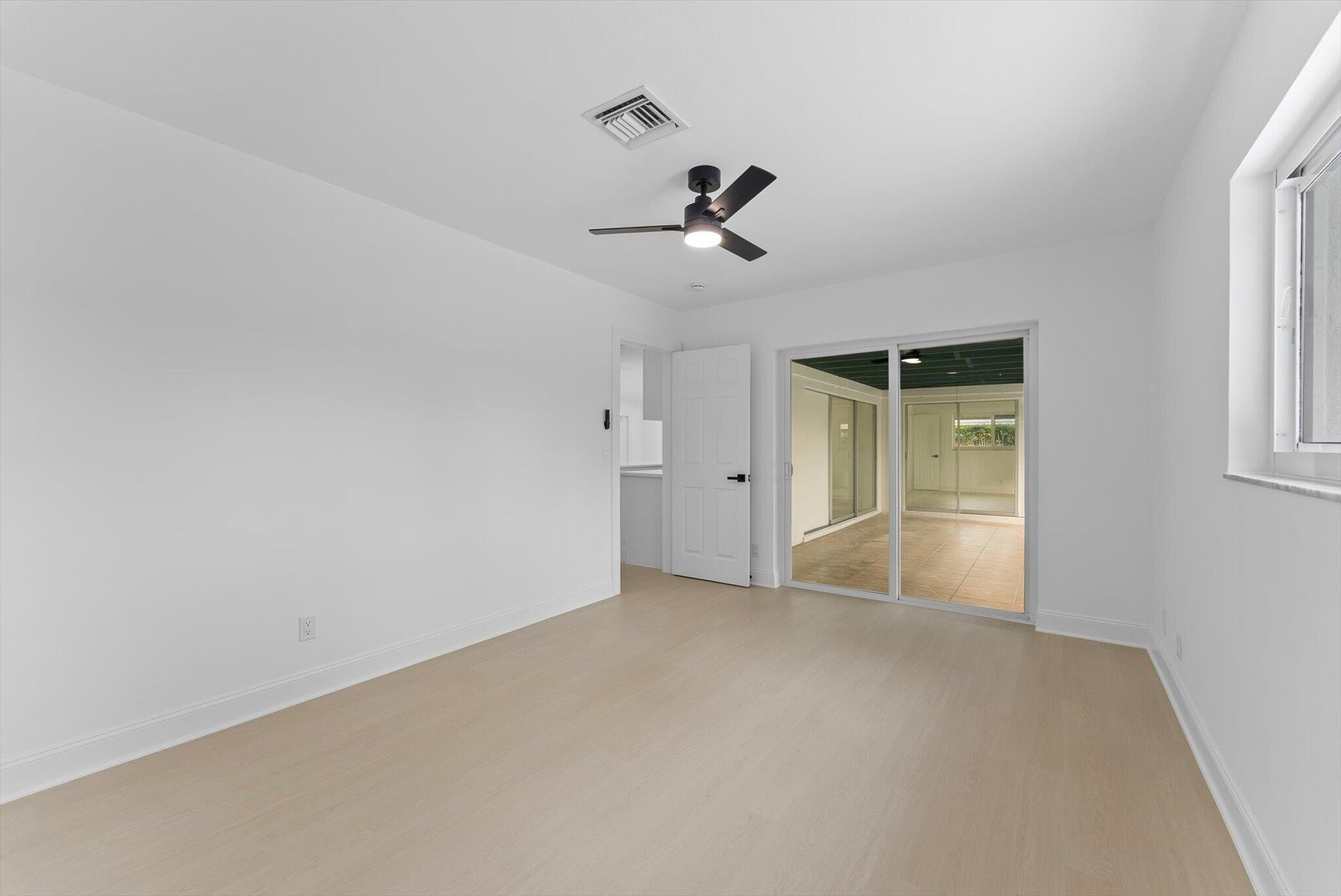 40th St, West Palm Beach, FL 33407
