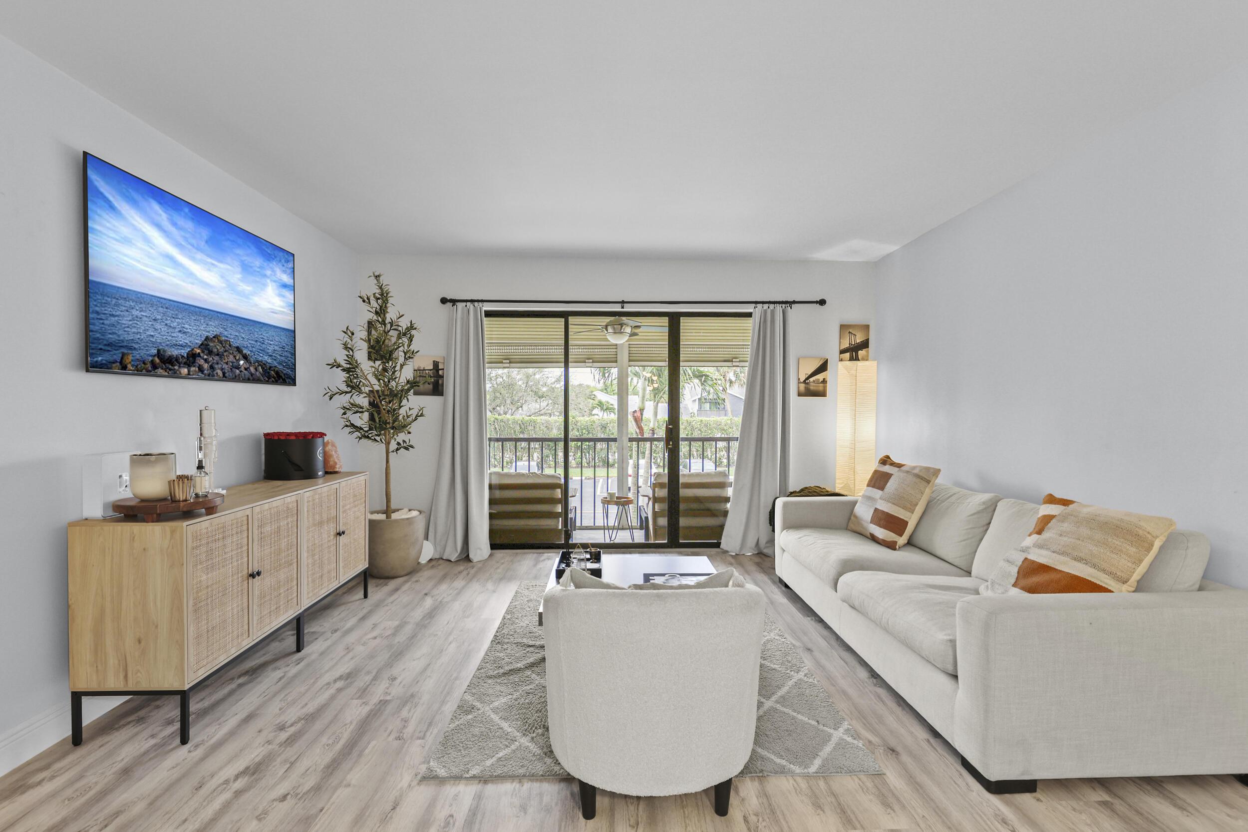 Sea Pine Way, Greenacres, FL 33415