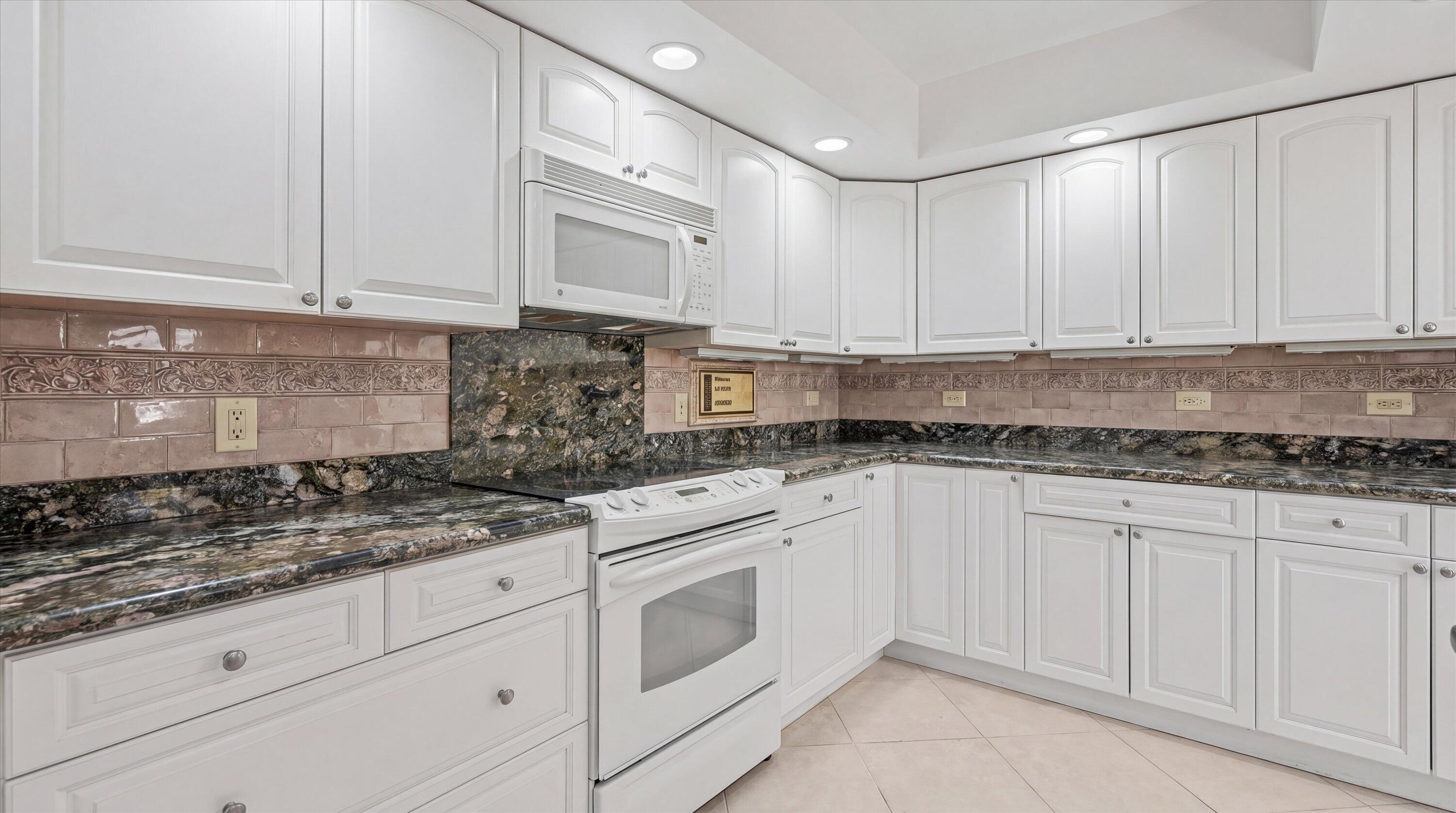 Freshwind Cir, Jupiter, FL 33477
