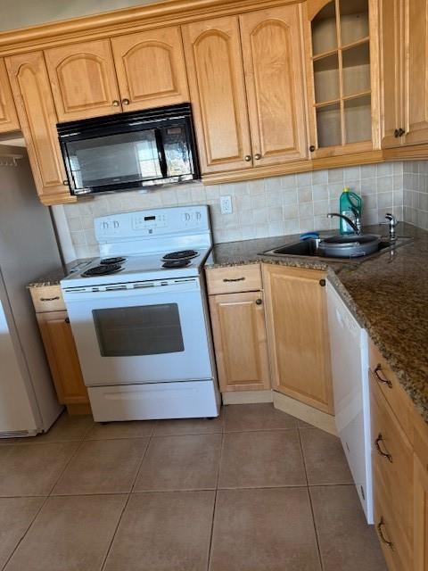 Ne 24th Ter, Fort Lauderdale, FL 33308