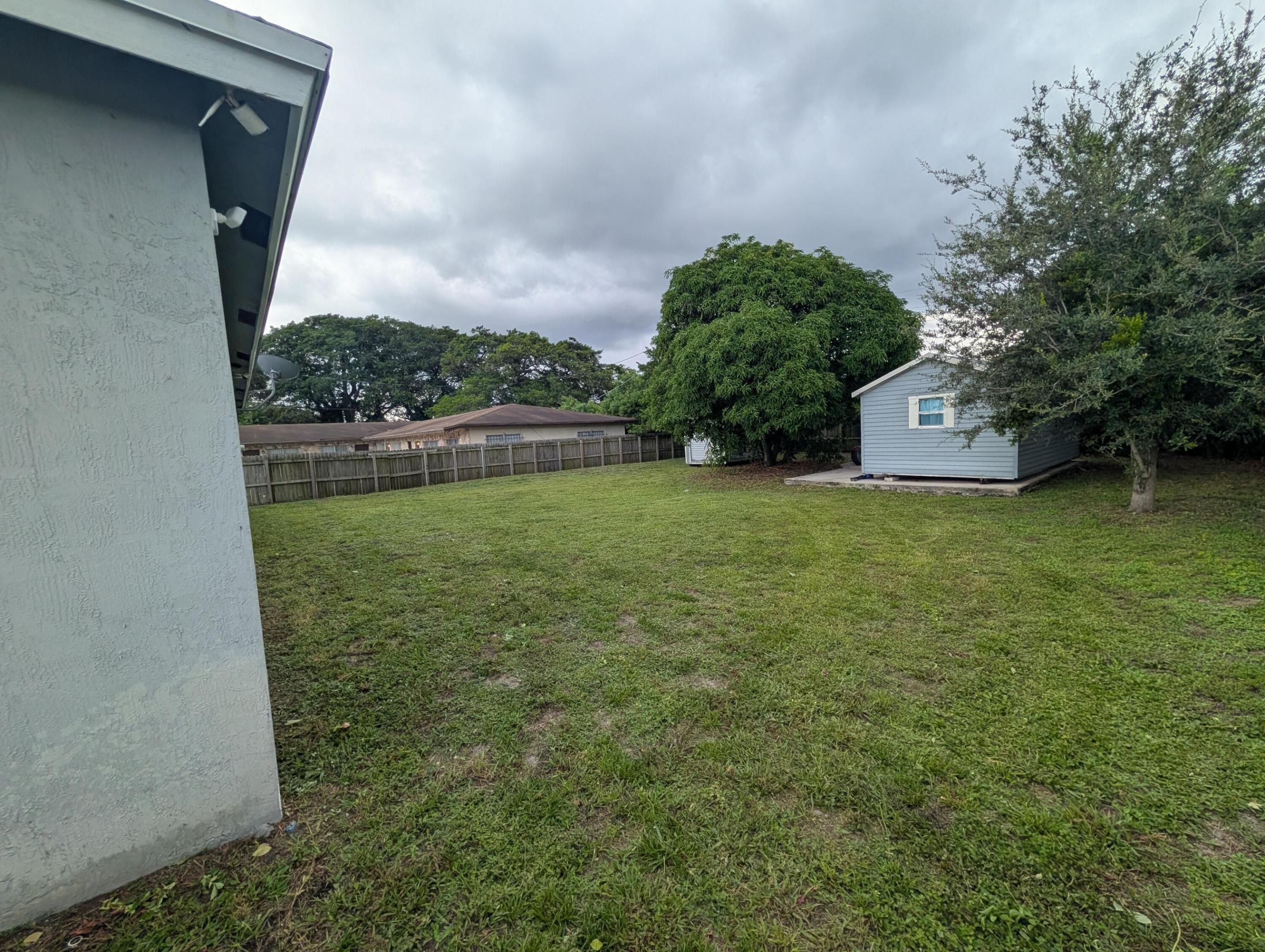 Nw 18th Ter, Oakland Park, FL 33311
