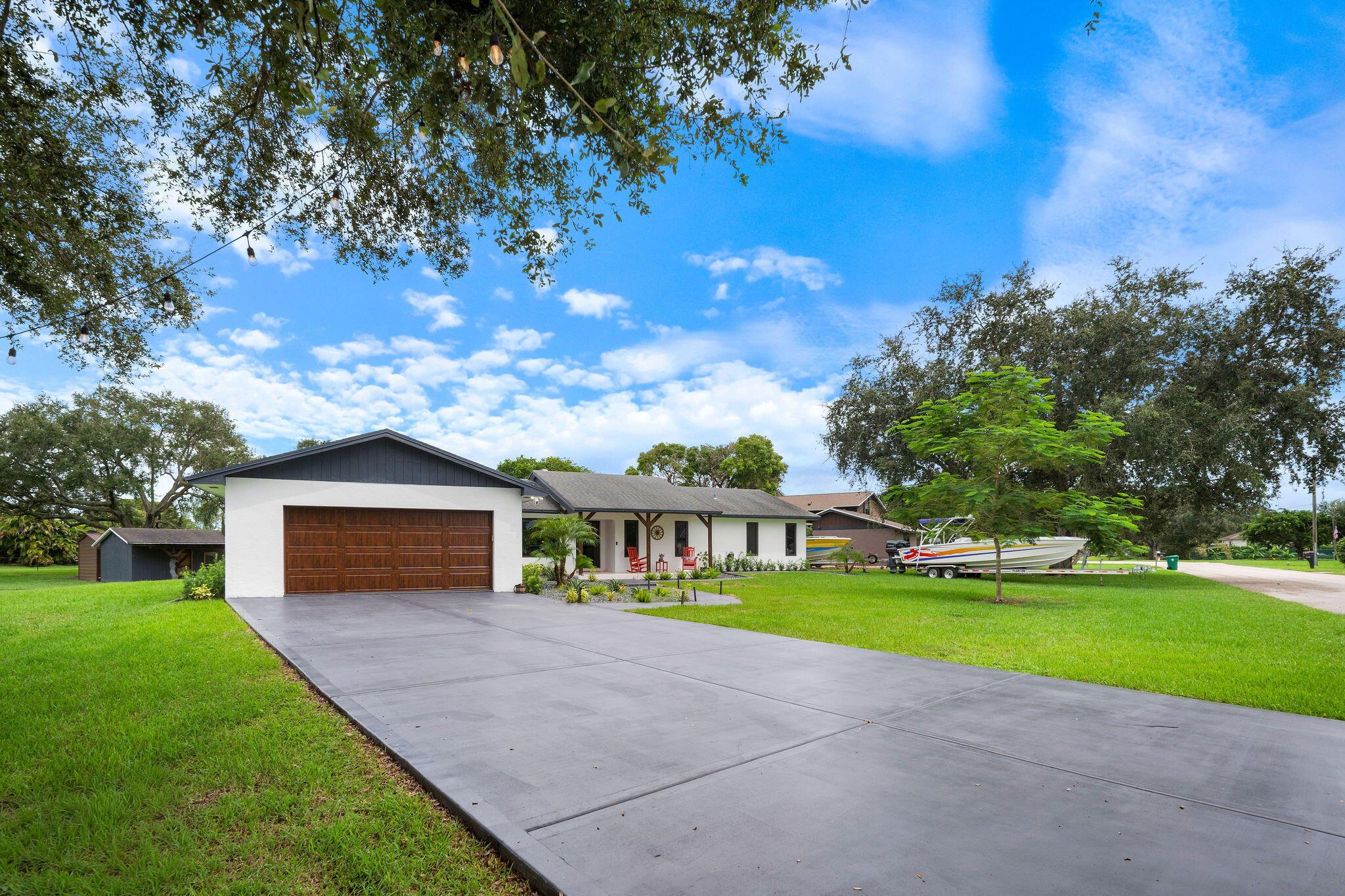 Sw 50th Pl, Southwest Ranches, FL 33332