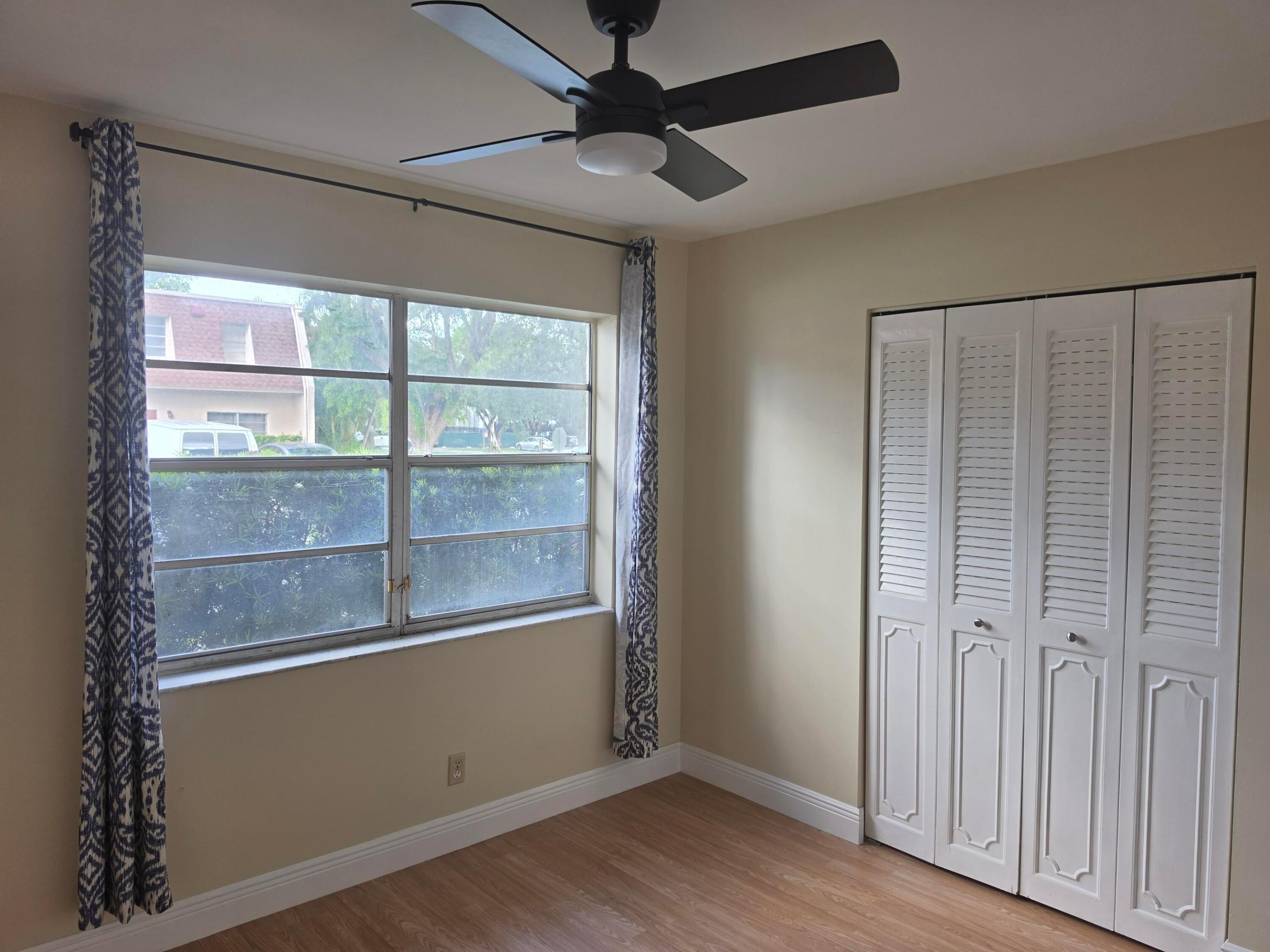 Mallard Close, Pompano Beach, FL 33064