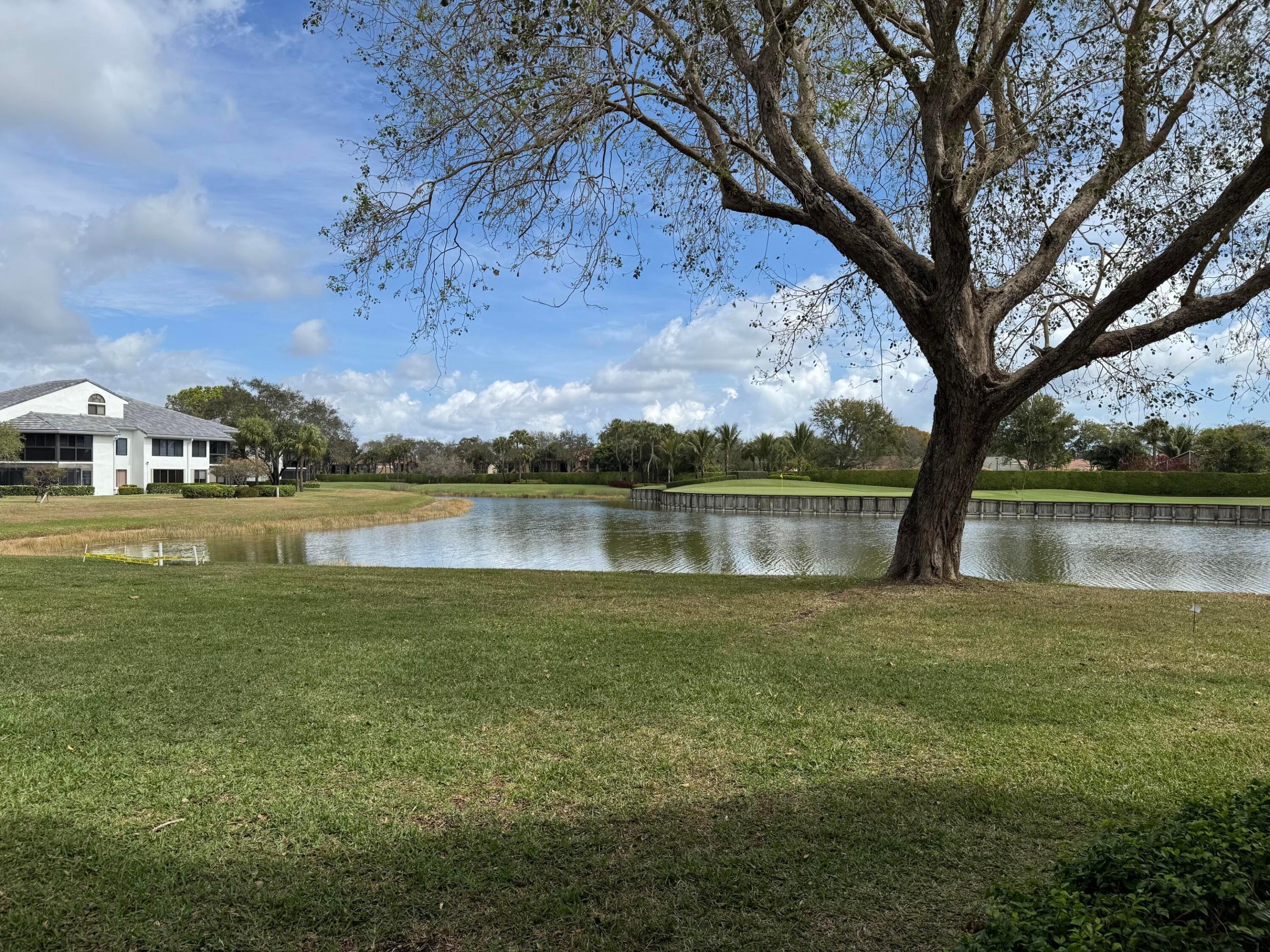 Strathearn Dr, Delray Beach, FL 33446