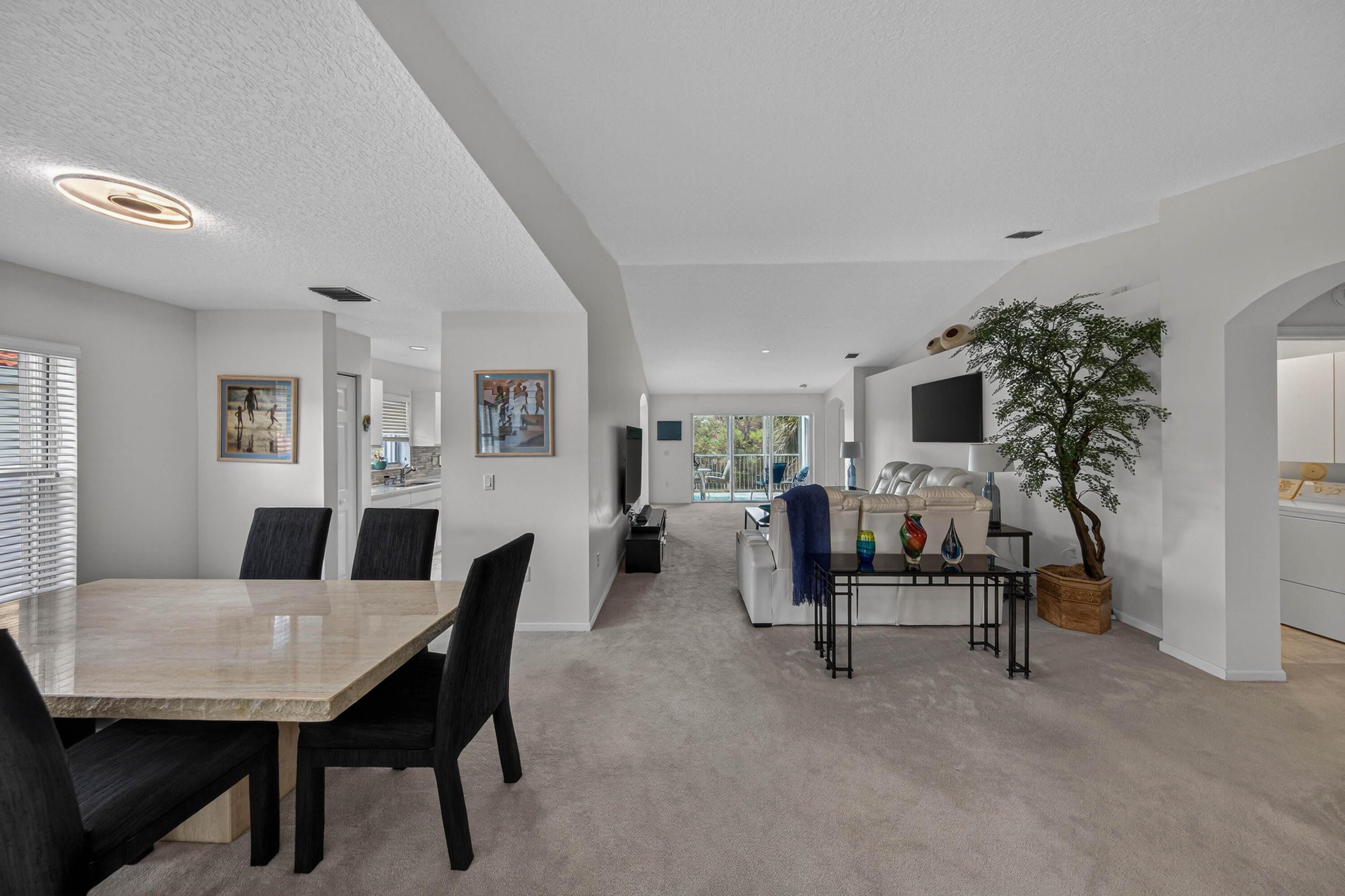 Springwater Pl, Boynton Beach, FL 33437