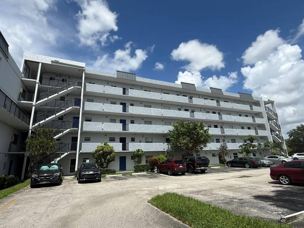 Nw 16th St, Plantation, FL 33313