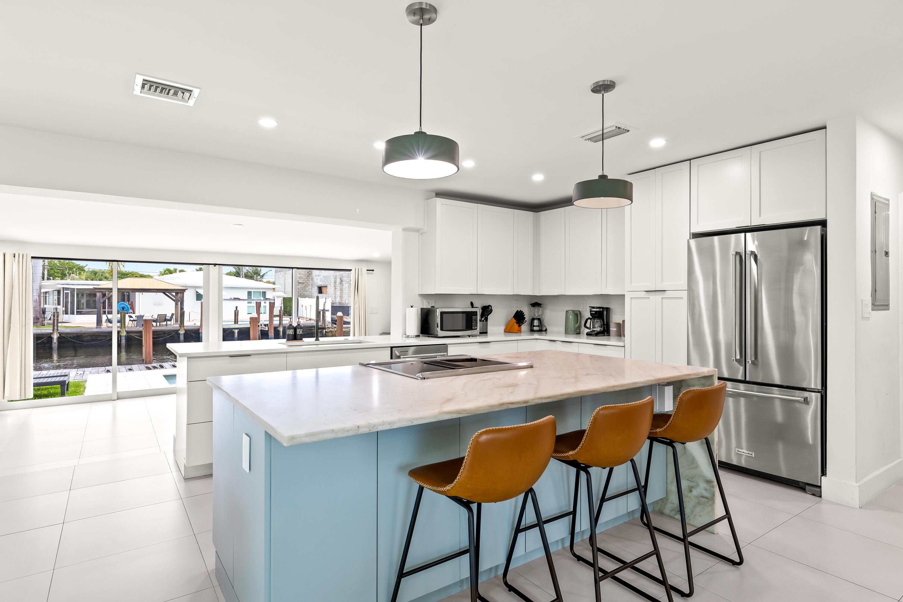 Ne 19th Ave, Wilton Manors, FL 33305