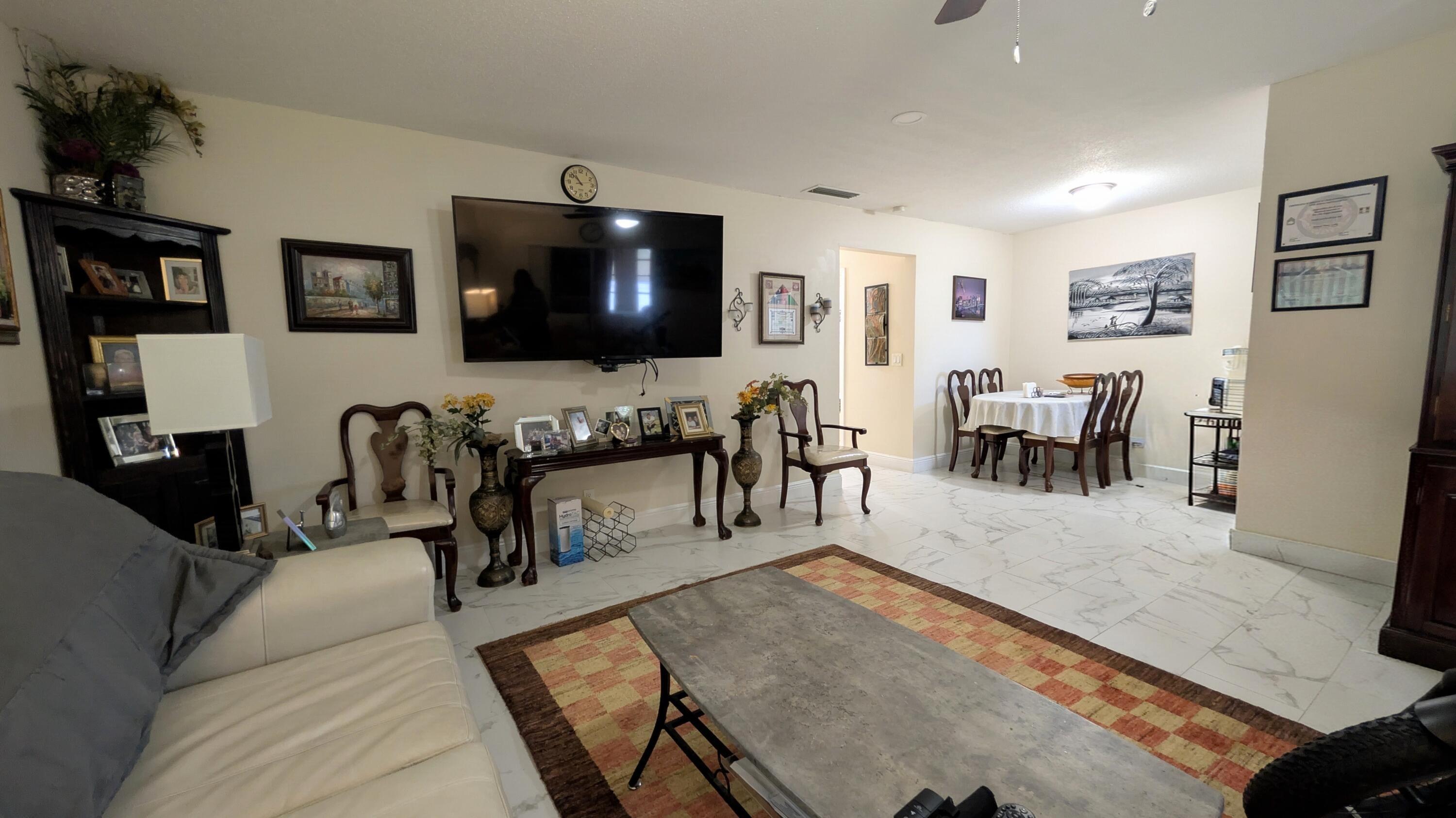 Main Blvd, Boynton Beach, FL 33435
