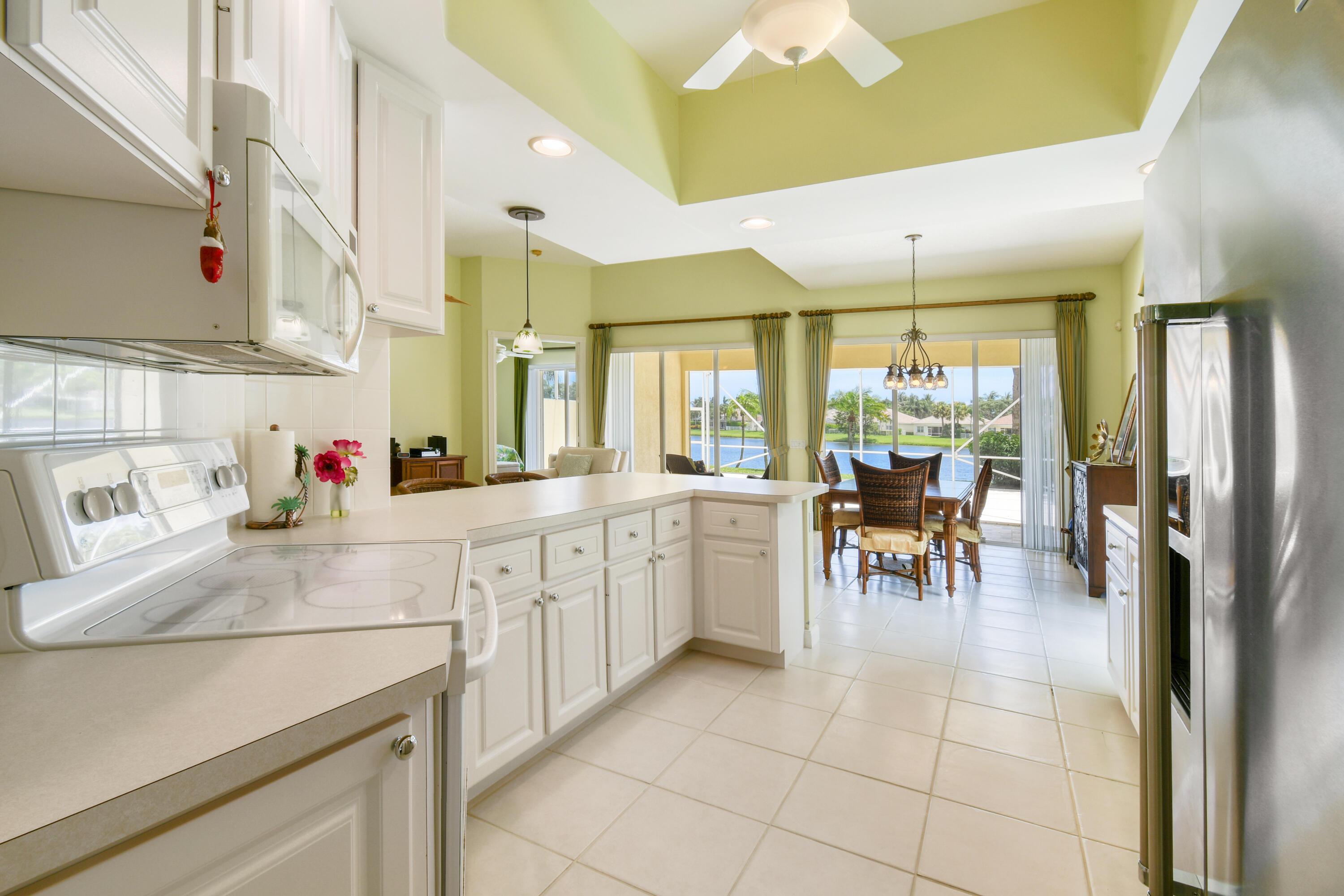 Saint Lawrence Dr, Palm Beach Gardens, FL 33410