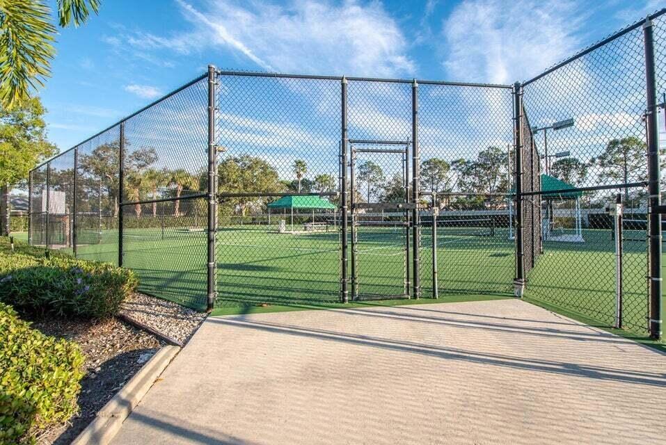 Nw Amherst Dr, Port Saint Lucie, FL 34986