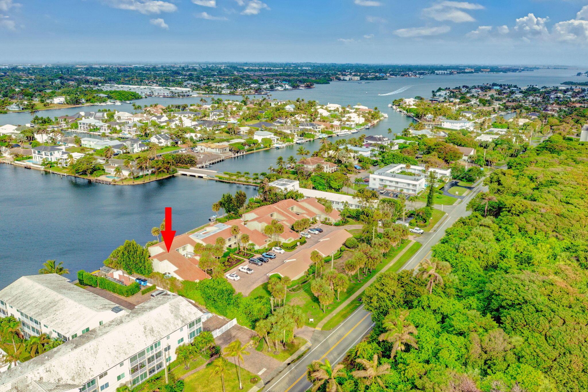 N Ocean Blvd, Ocean Ridge, FL 33435