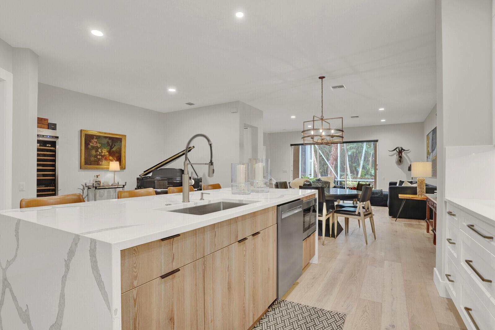 Cable Beach Ln, West Palm Beach, FL 33410
