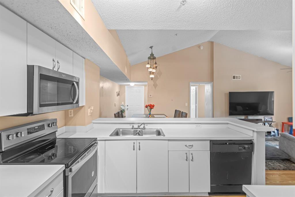 Lyons Rd, Coconut Creek, FL 33073