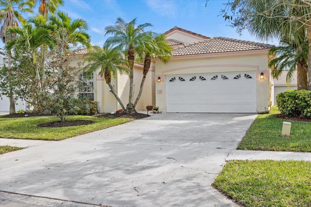 Se Fairway Oaks Trl, Stuart, FL 34997