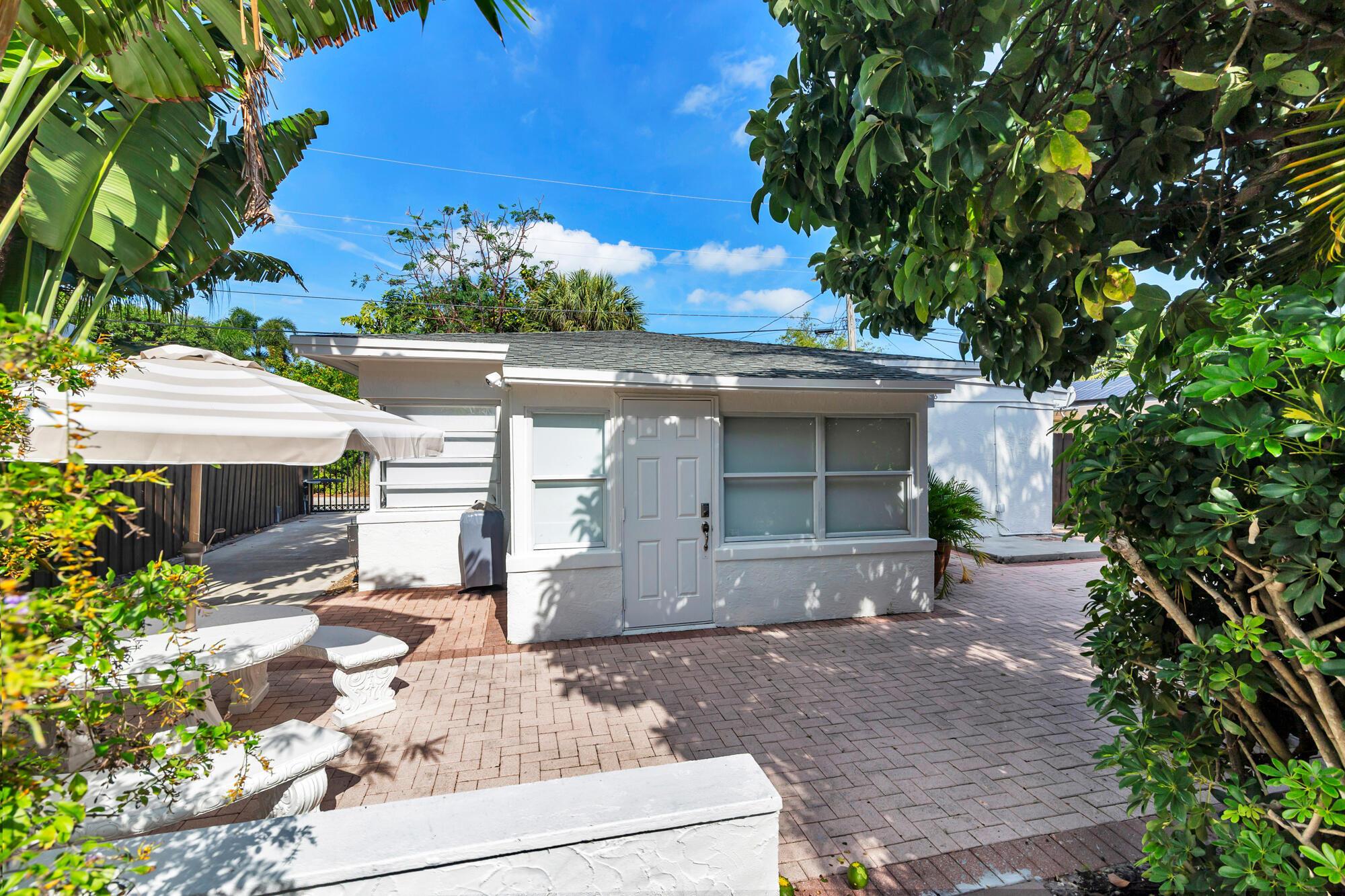 28th St, West Palm Beach, FL 33407