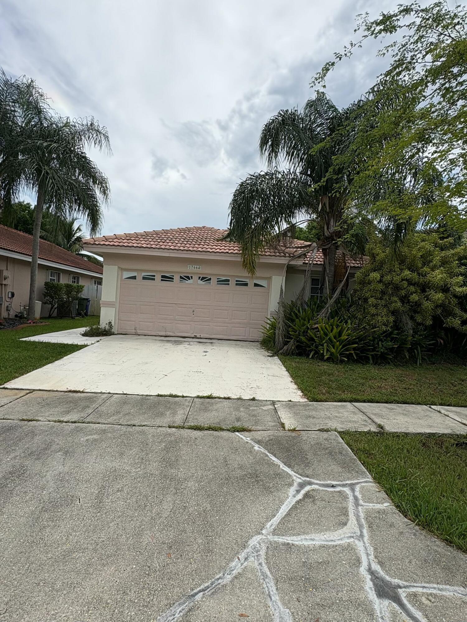 Sw 6th St, Pembroke Pines, FL 33029