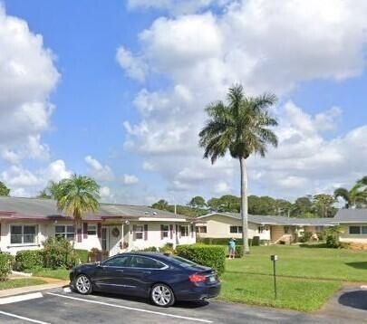 Barkley Dr W, West Palm Beach, FL 33415