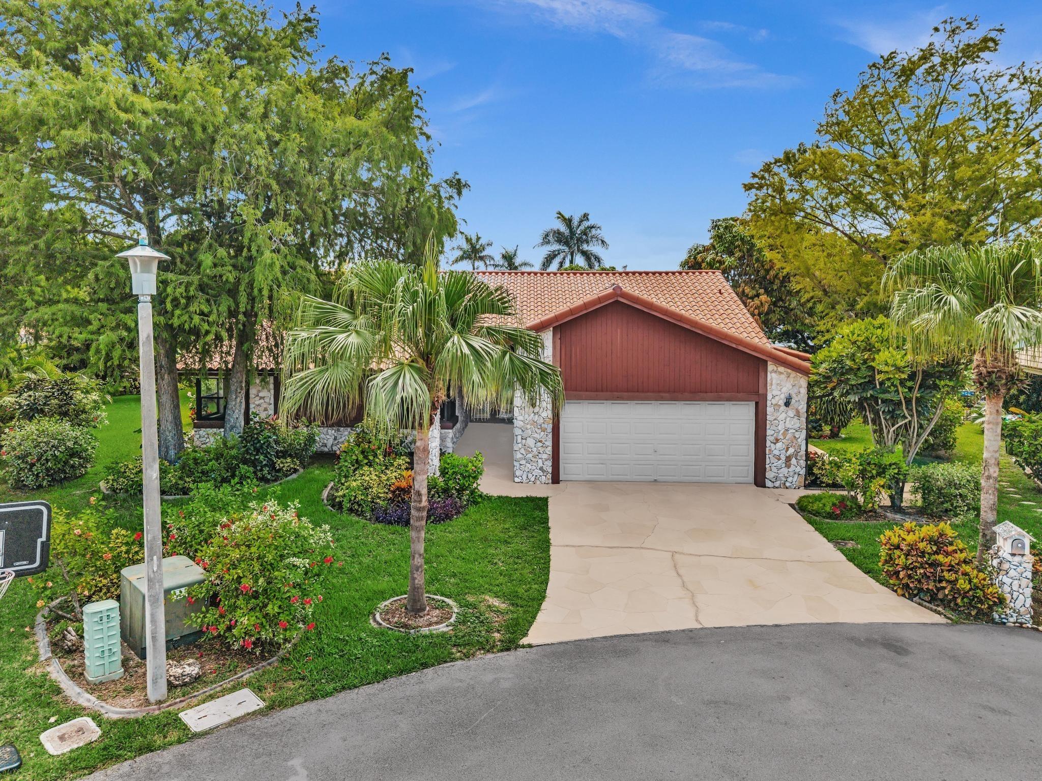 Nw 85th Ter, Tamarac, FL 33321