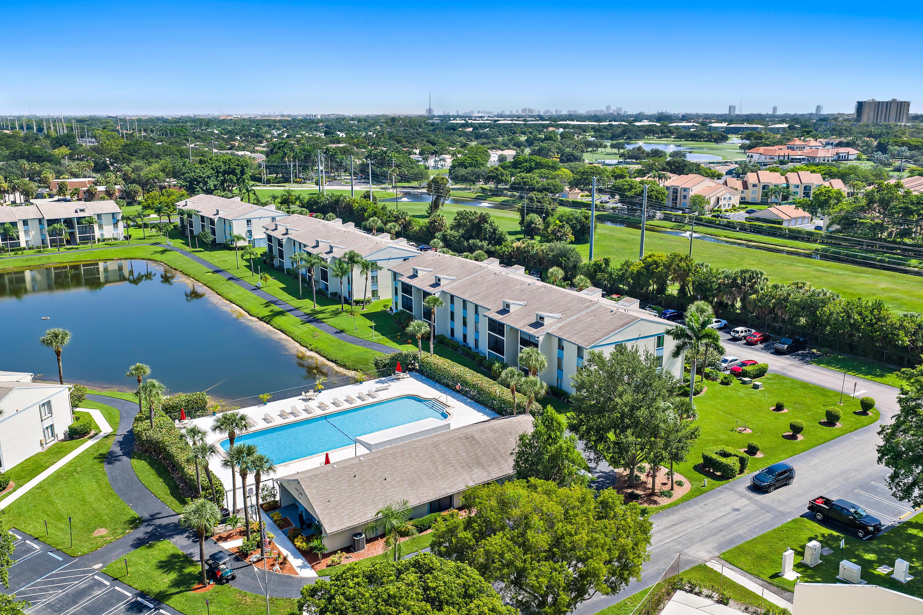 Green Pine Blvd, West Palm Beach, FL 33409