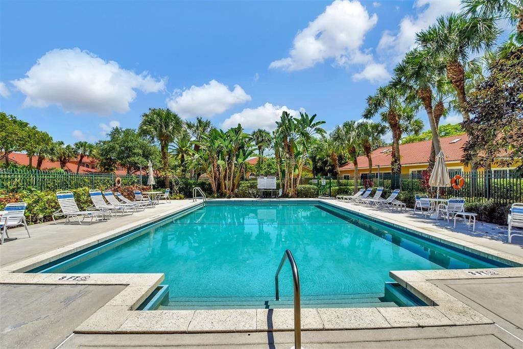 Carriage Dr, Pompano Beach, FL 33069