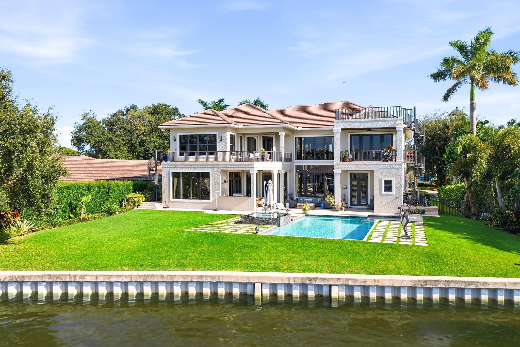Portage Lndg N, North Palm Beach, FL 33408