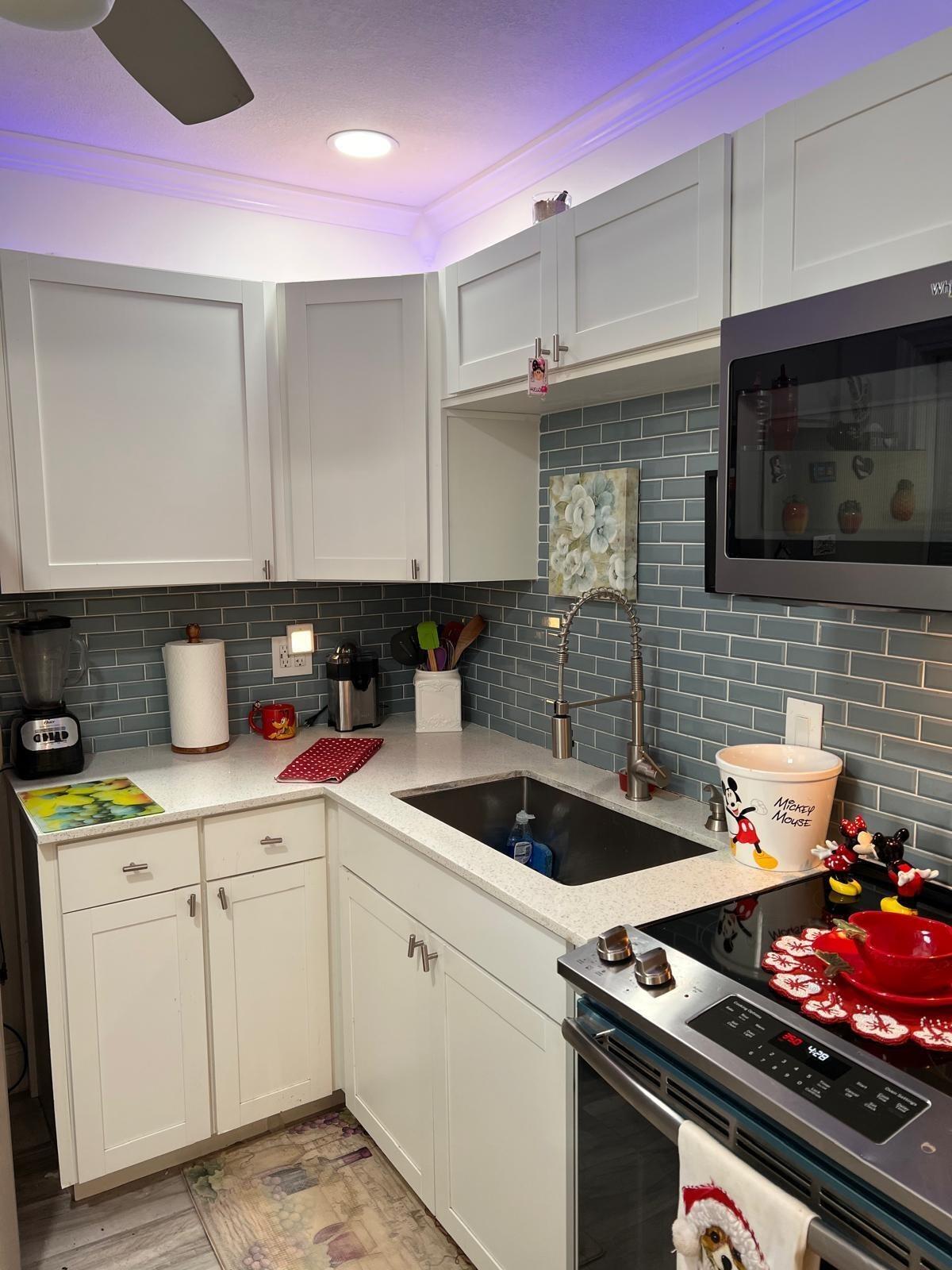 Ne 1st Ct, Boynton Beach, FL 33435