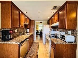 Nw 48th Ave, Lauderdale Lakes, FL 33313