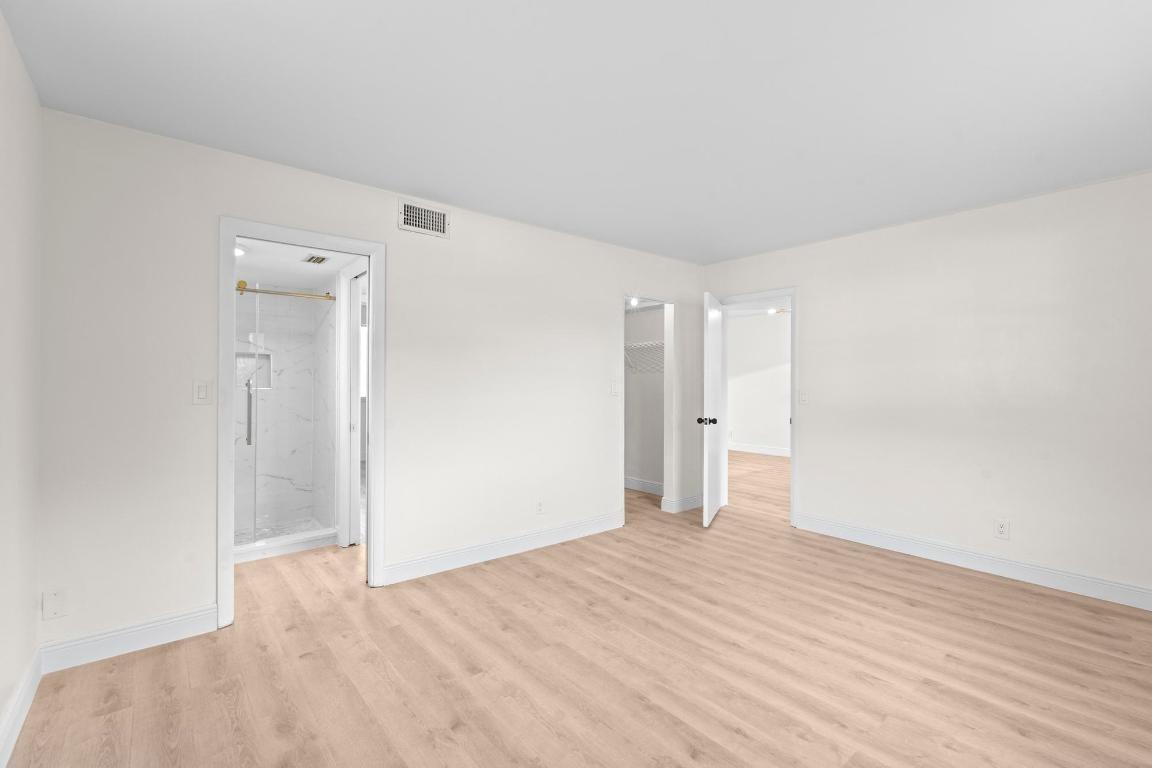 Garden Dr N, Lake Worth, FL 33461