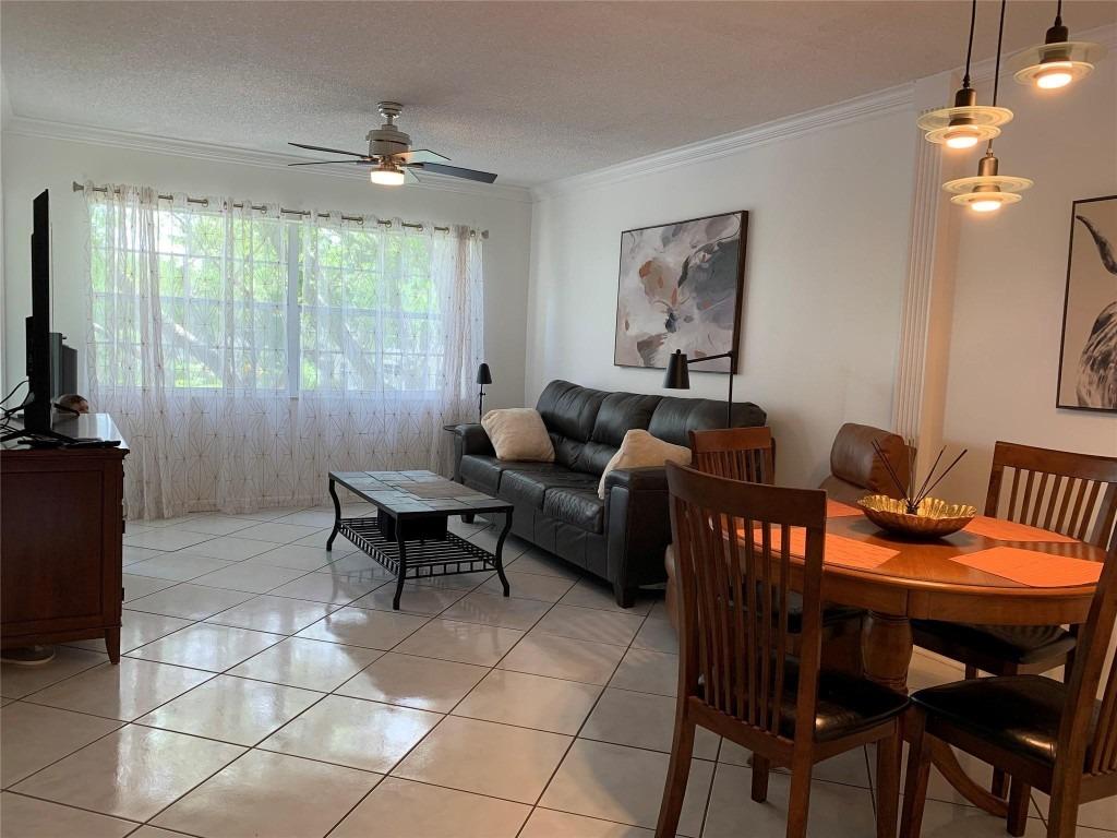 Nw 35th St, Lauderdale Lakes, FL 33319