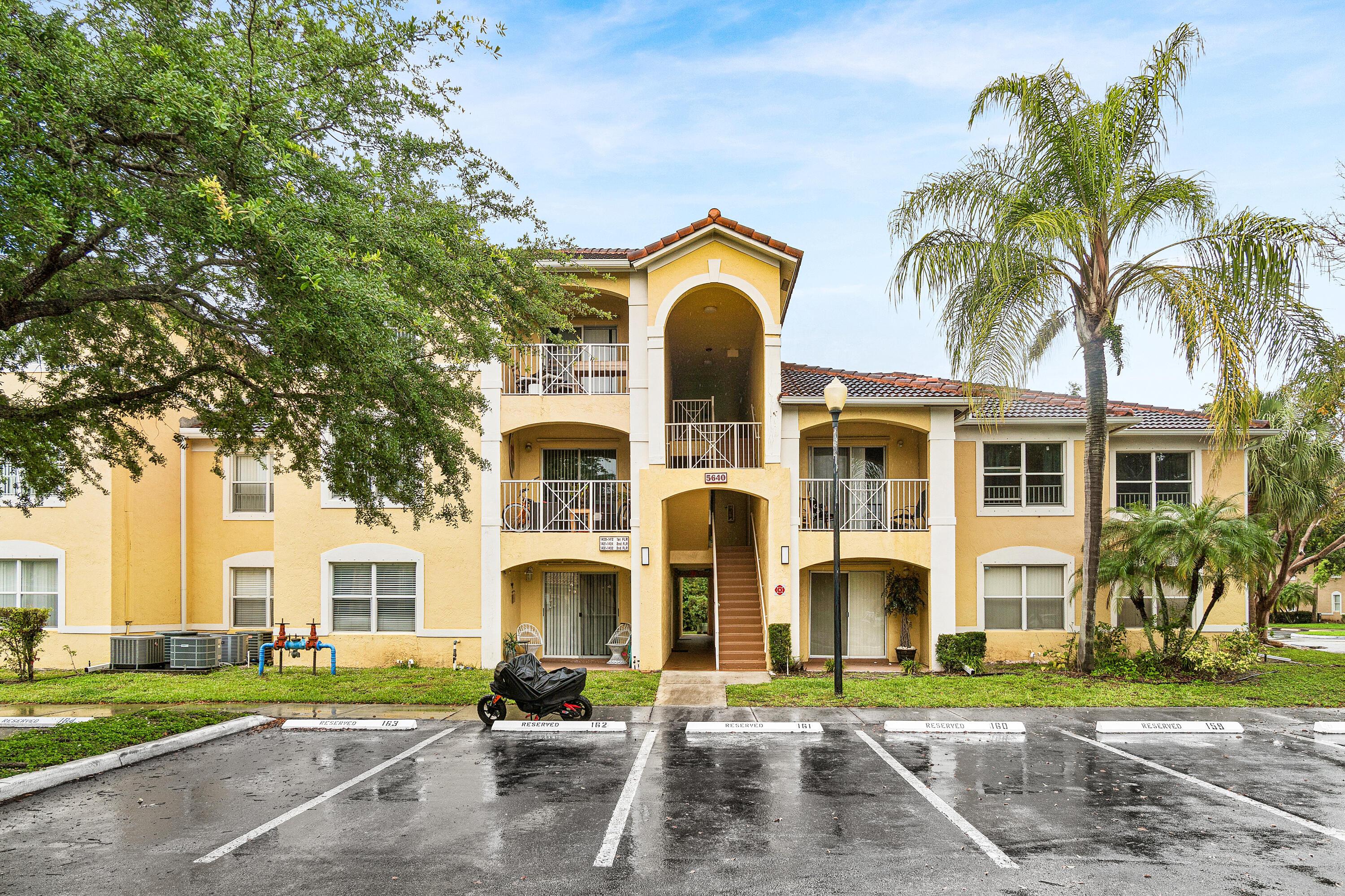 Nw 61st St, Coconut Creek, FL 33073