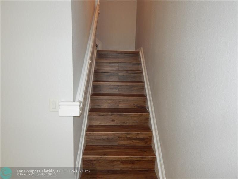 Mimosa Pl, Coconut Creek, FL 33073