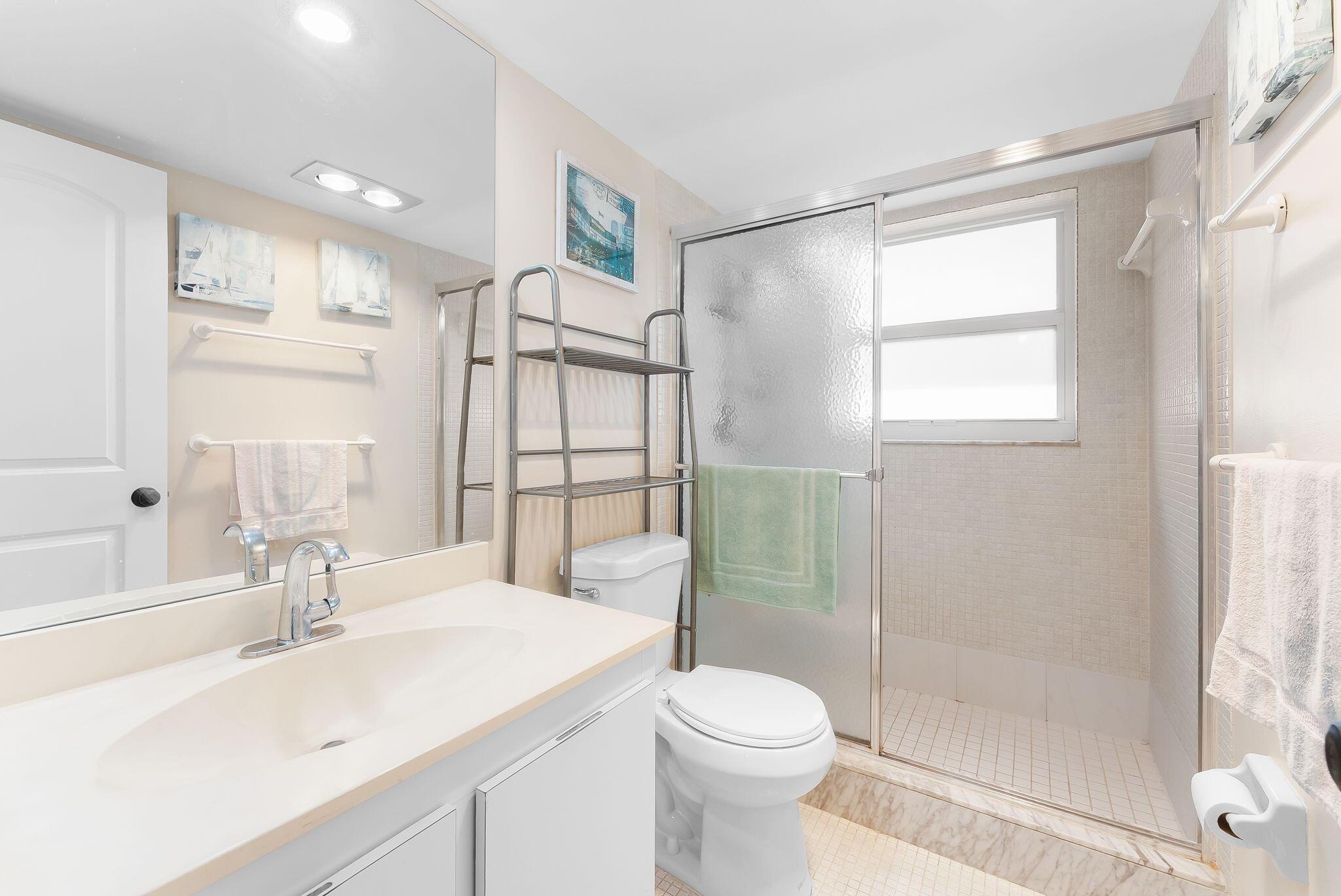 N Cypress Dr, Pompano Beach, FL 33069
