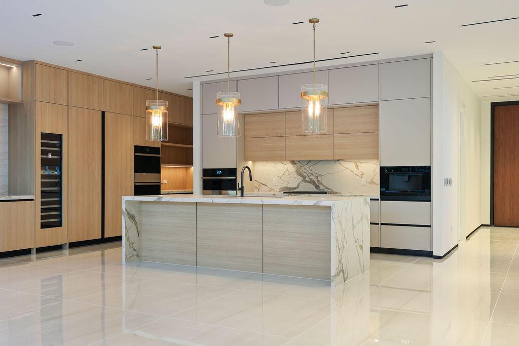 Ne 17th Ter, Fort Lauderdale, FL 33304