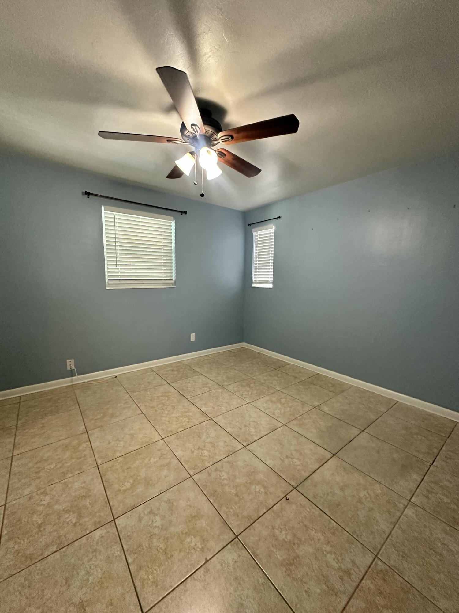 Nw 5th St, Okeechobee, FL 34972