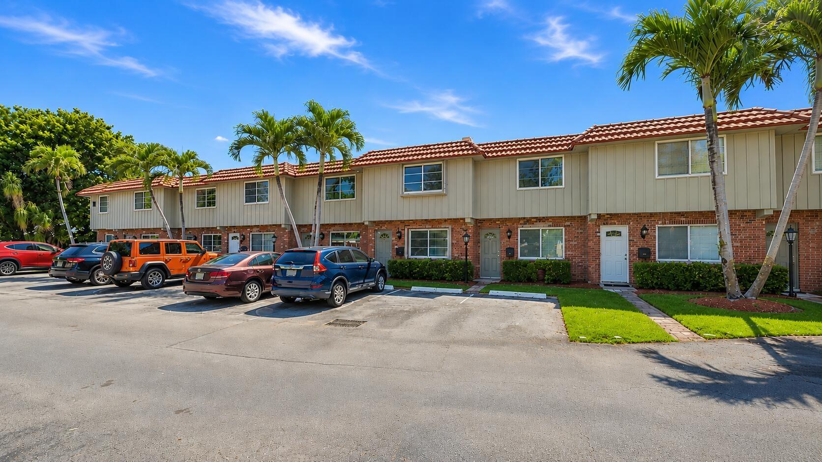 Ne 20th Ct, Wilton Manors, FL 33305