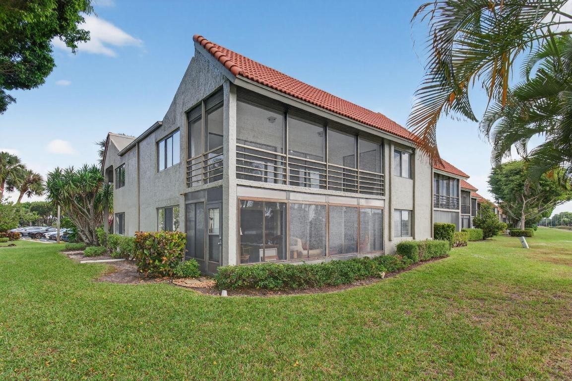 Fairway Park Ct, Boynton Beach, FL 33437