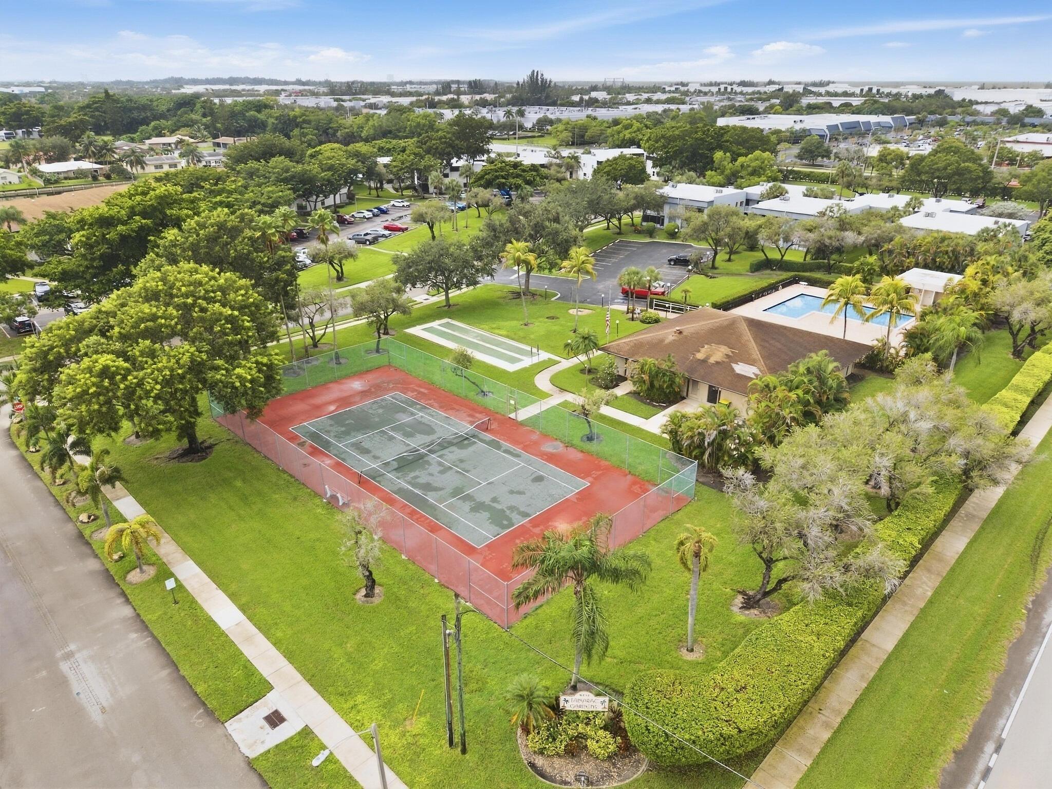 W Mcnab Rd, Tamarac, FL 33321