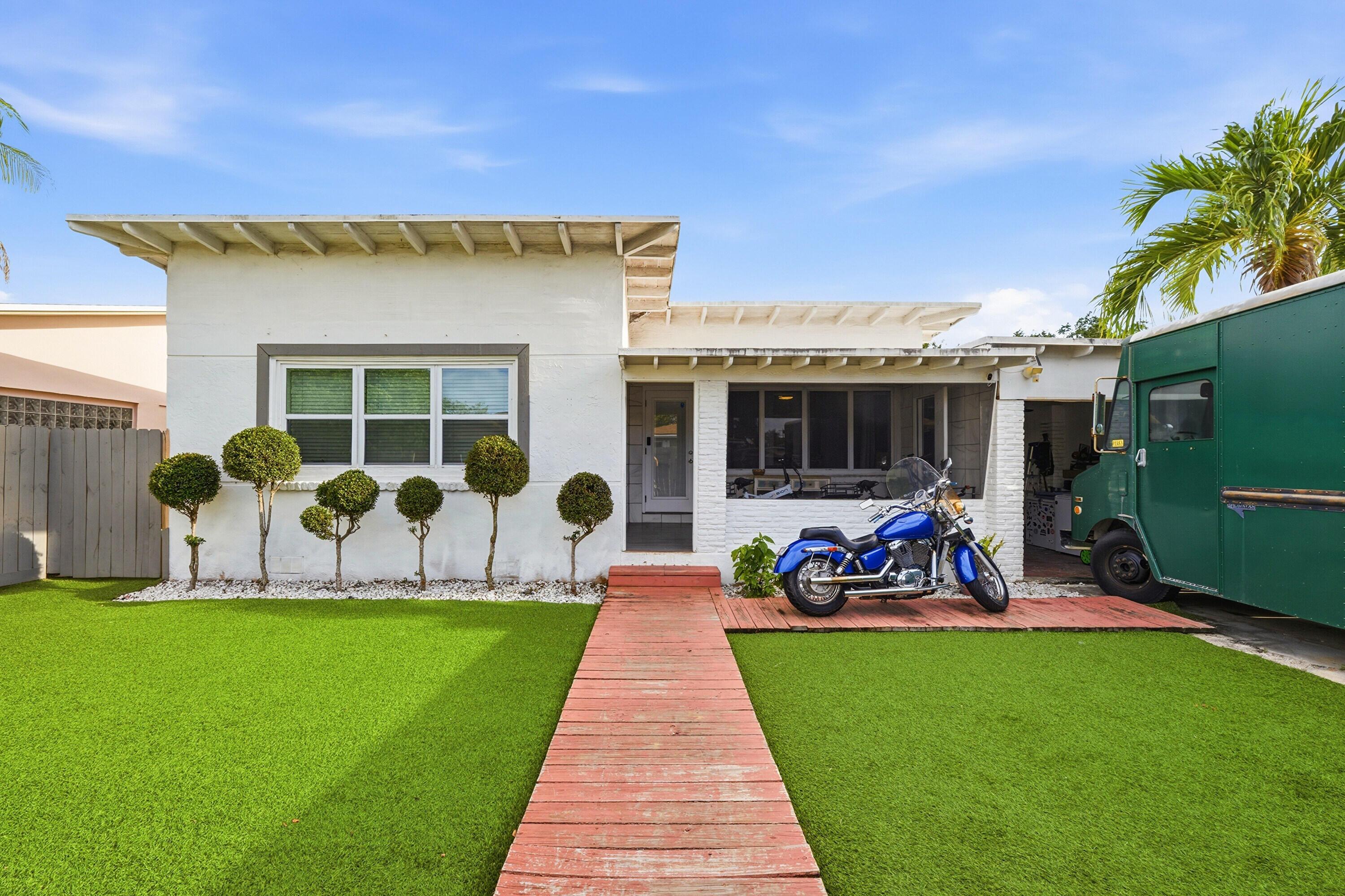 Sw 15th St, Fort Lauderdale, FL 33315