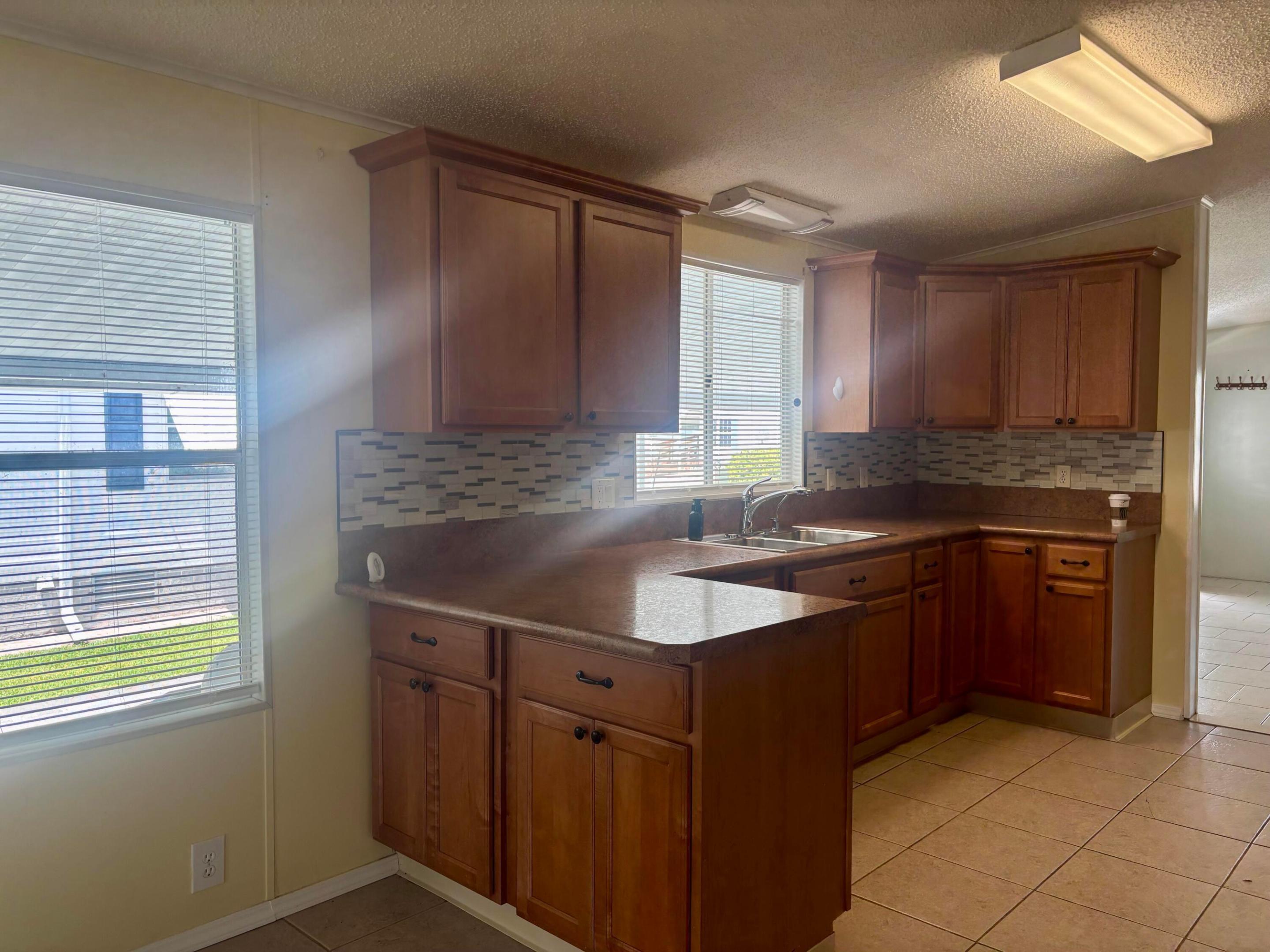 Sw 35th Cir, Okeechobee, FL 34974