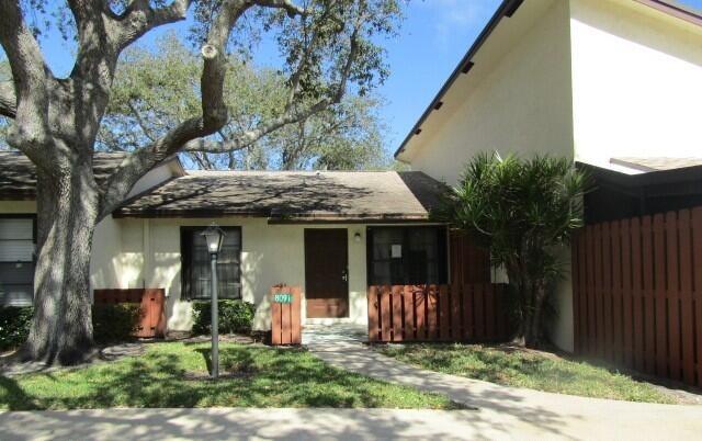 Se Villa Cir, Hobe Sound, FL 33455