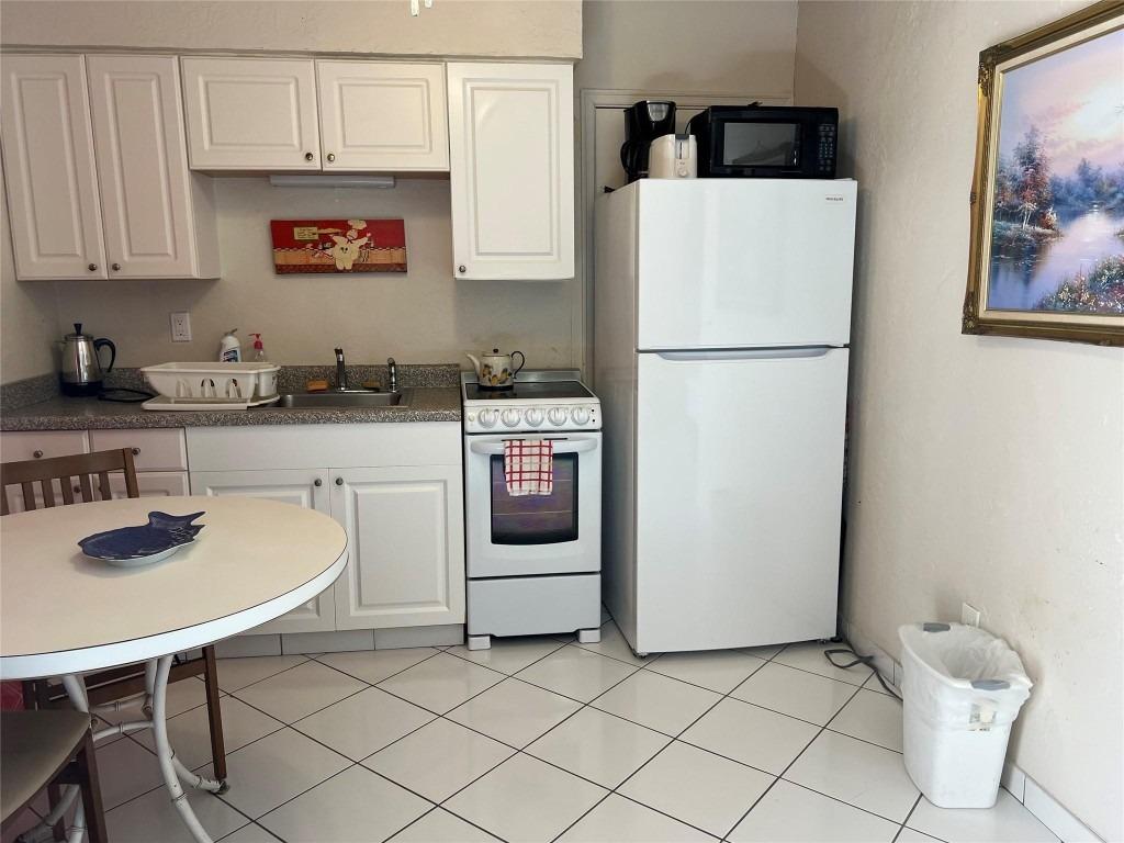 N Ocean Dr, Hollywood, FL 33019