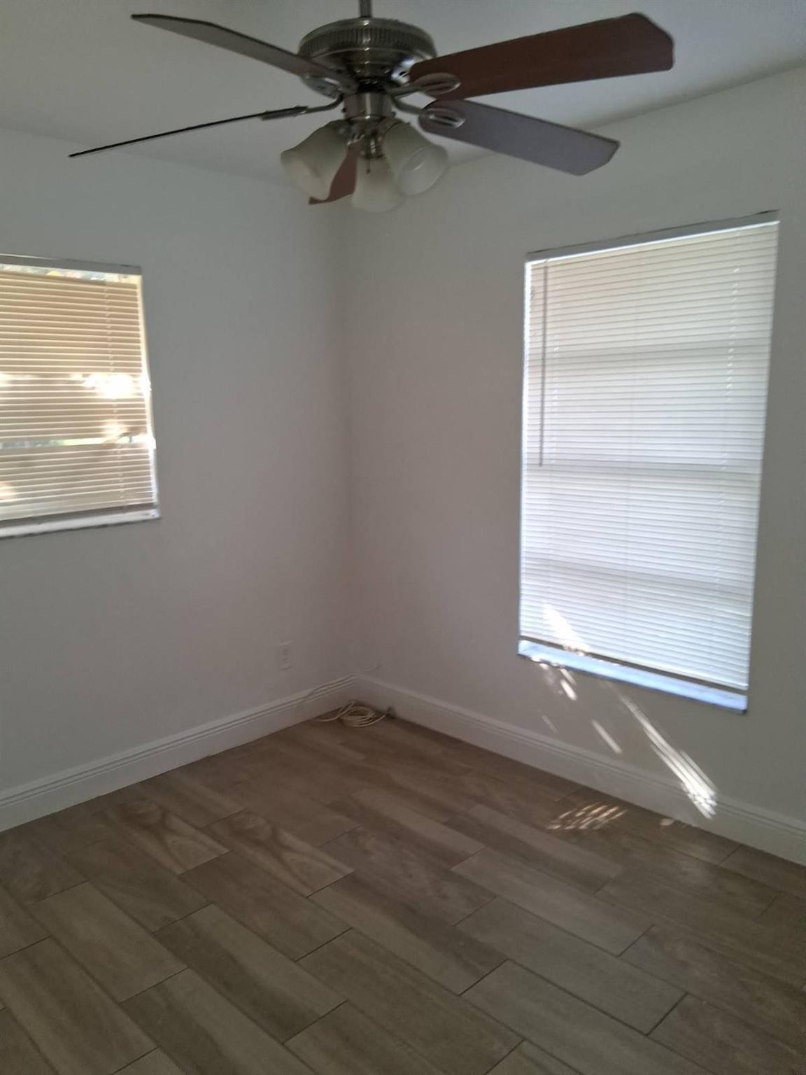 Knight St, Fort Myers, FL 33916