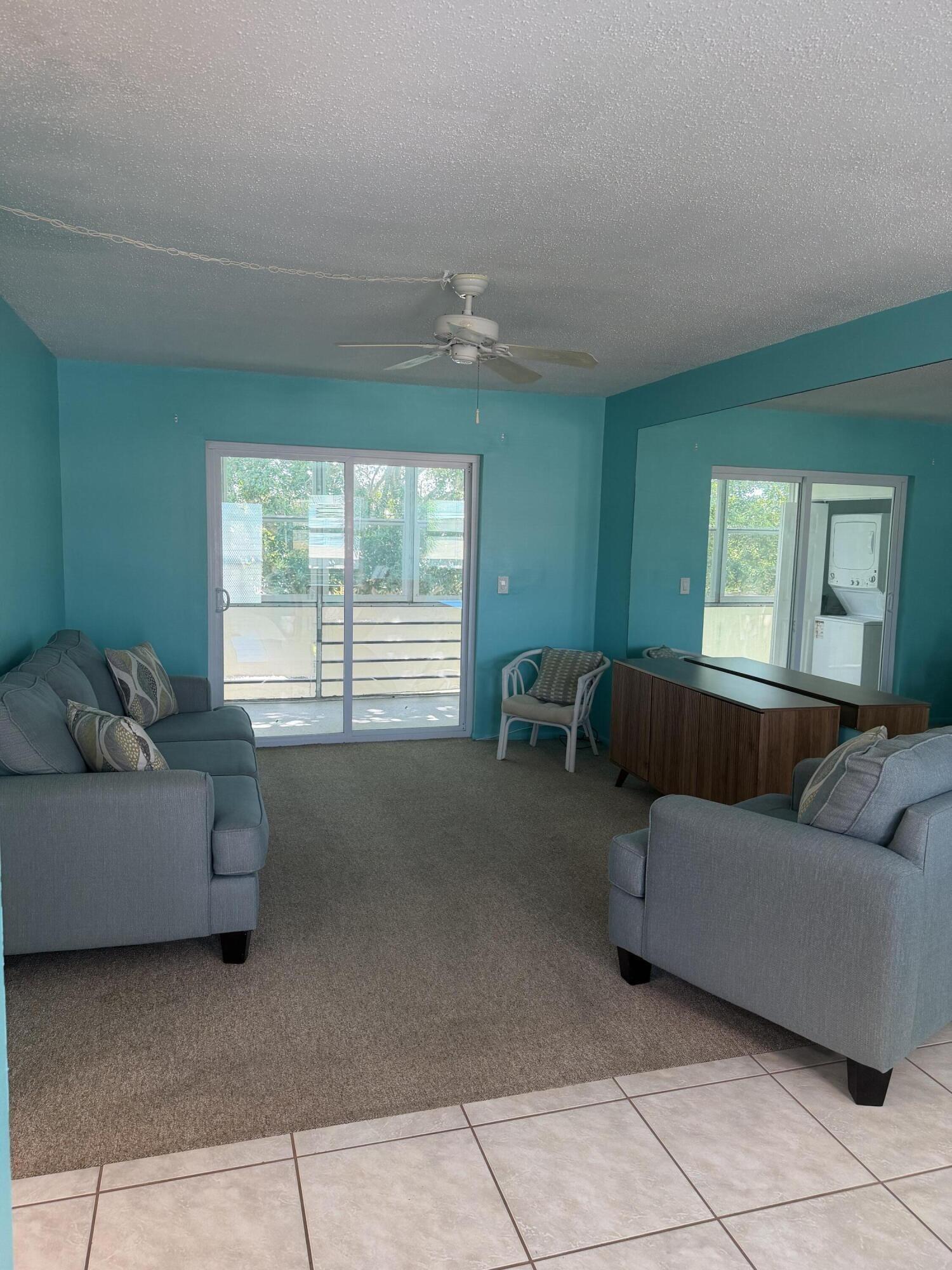 Ne 1st Ct, Boynton Beach, FL 33435