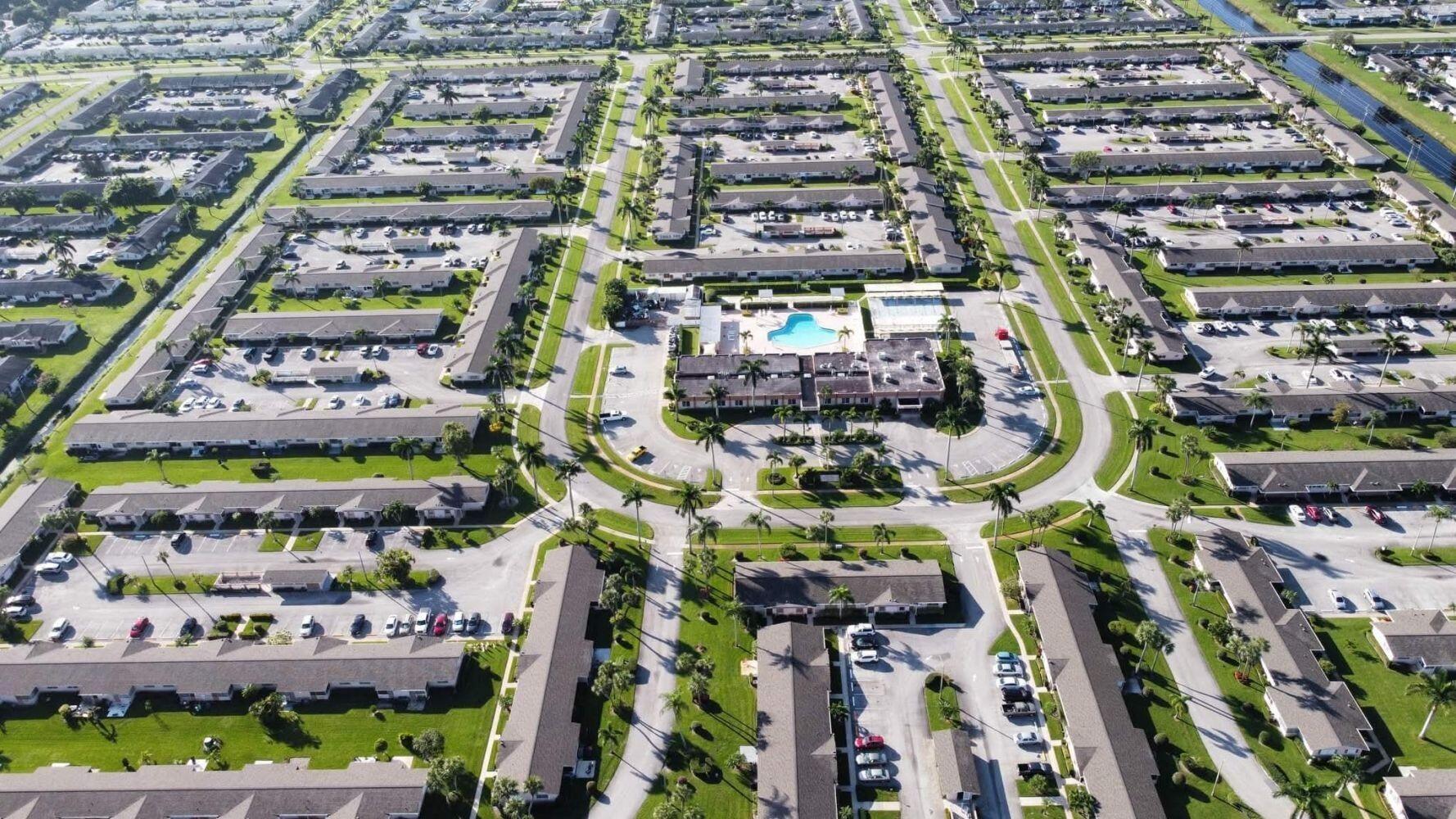 Dudley Dr E, West Palm Beach, FL 33415