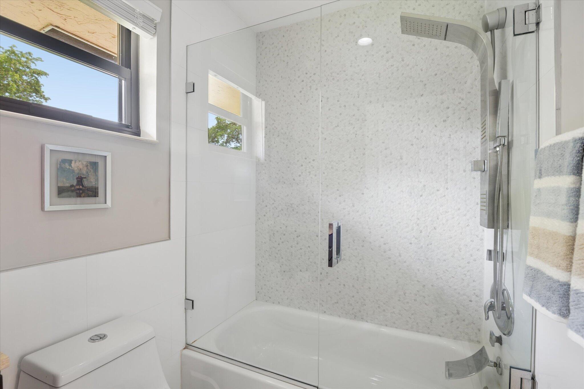 Carambola Cir S, Coconut Creek, FL 33066